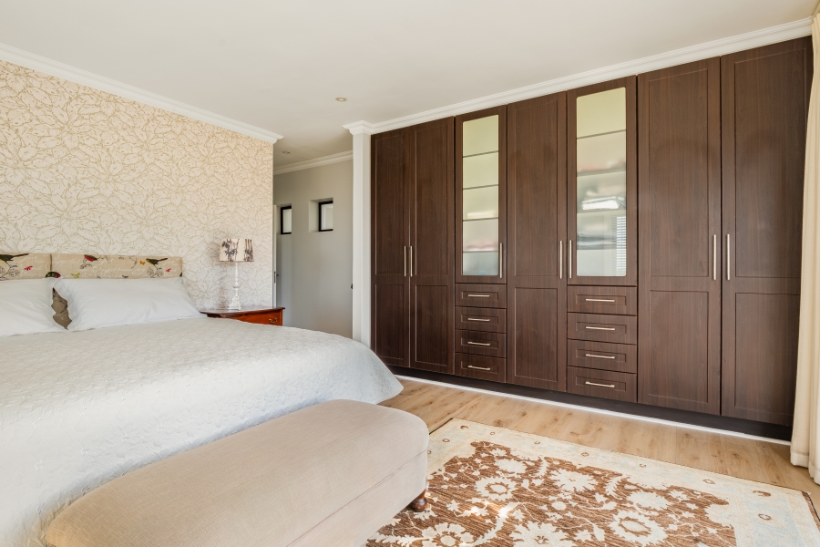 4 Bedroom Property for Sale in Pezula Golf Estate Western Cape